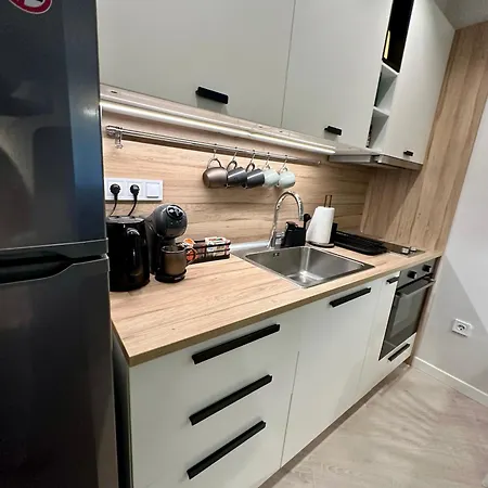 Serenity Apartment *